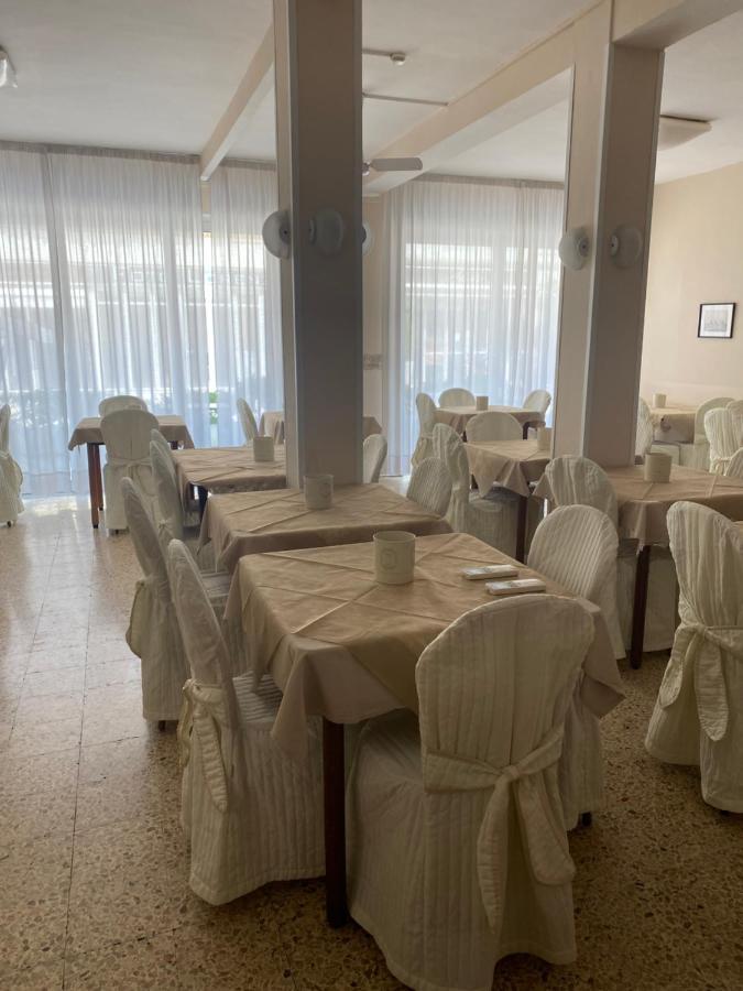 B&B Hotel Lucciola Cattolica Dış mekan fotoğraf